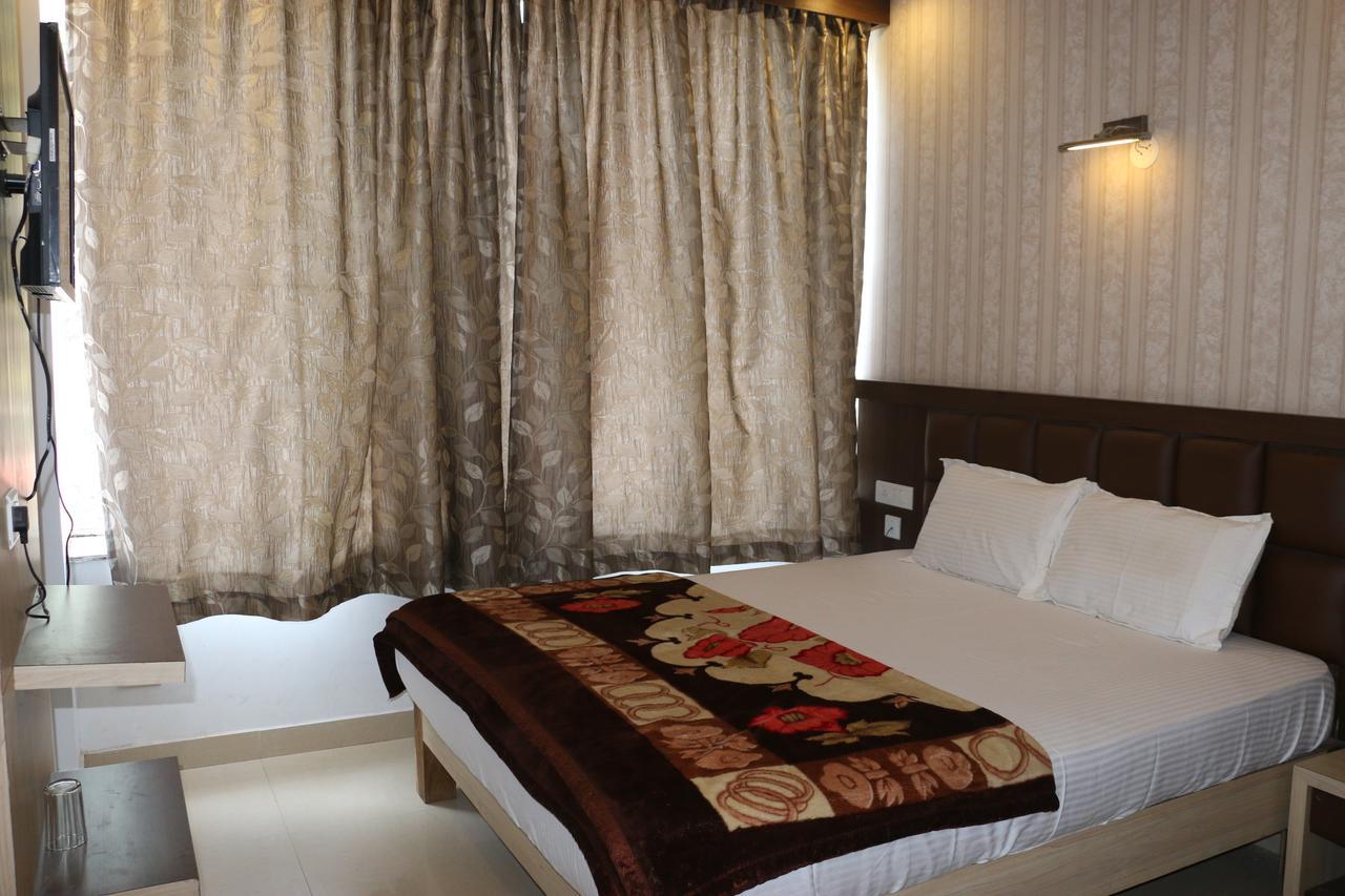Hotel Swastik Mandap Puri Exterior photo